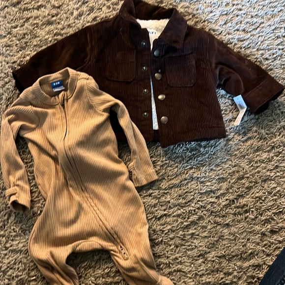 Old navy baby clothes - Picture 1 of 3